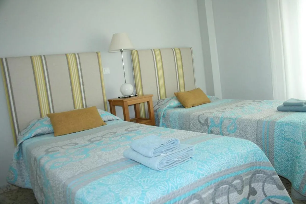 Room City Centro Castillo San Luis Estepona Spanien